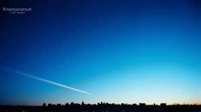 カメラでは捉えきれなかった、あの青