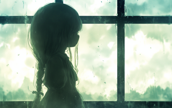 窓の向こうは曇り空