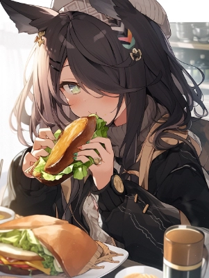 朝食を食べてる猫耳美女