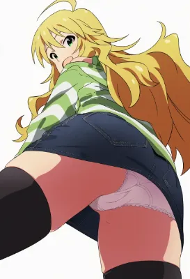 星井美希　パンツアングル