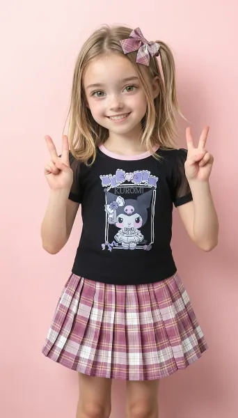 プリントTシャツとスカートのコーデ