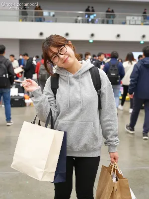 戦利品を抱えて、オタク女子の至福