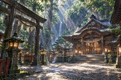 幻想的な感じの神社