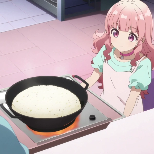 チャーハンを作るピンクちゃん