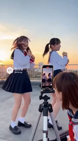 放課後・屋上ダンス