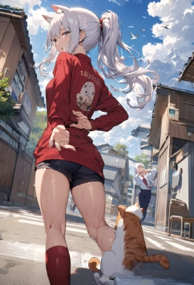 ネコがじゃれつく赤シャツ女子