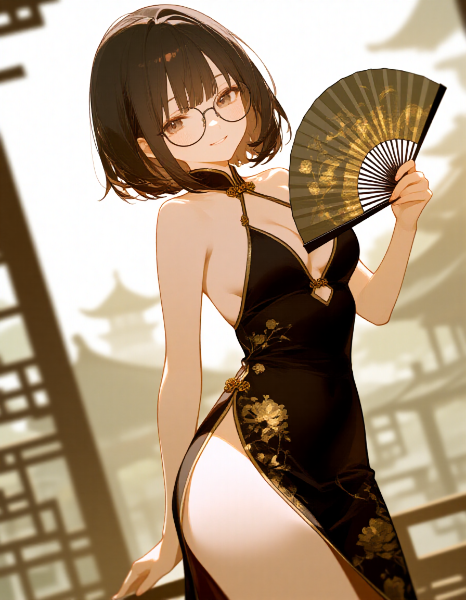 チャイナドレスの扇子美少女（メガネもあり）