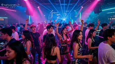 🌃真夜中の都会を照らす ネオンと熱狂のダンスフロア