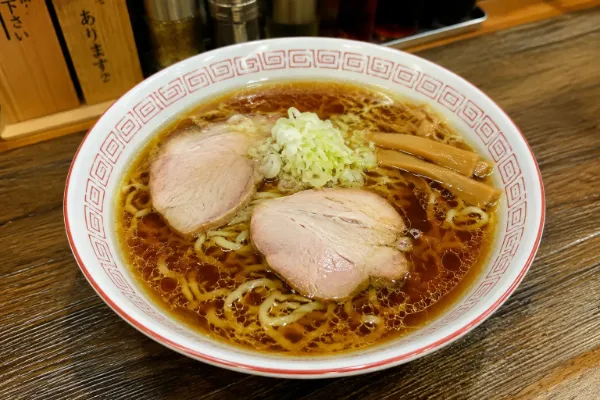 シンプルだが美しいラーメン