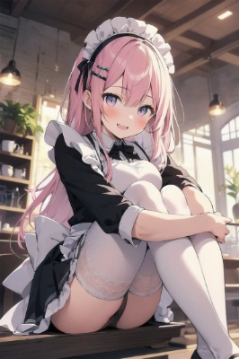 ミニスカートで体育座りしたら見えちゃいます