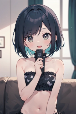 お部屋でビキニ